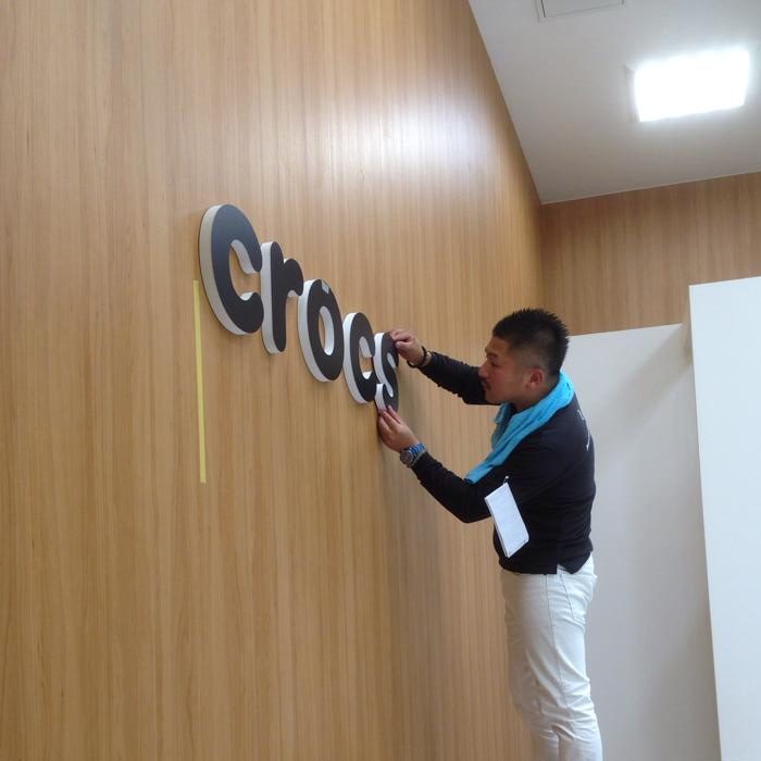 crocsテナント改修工事